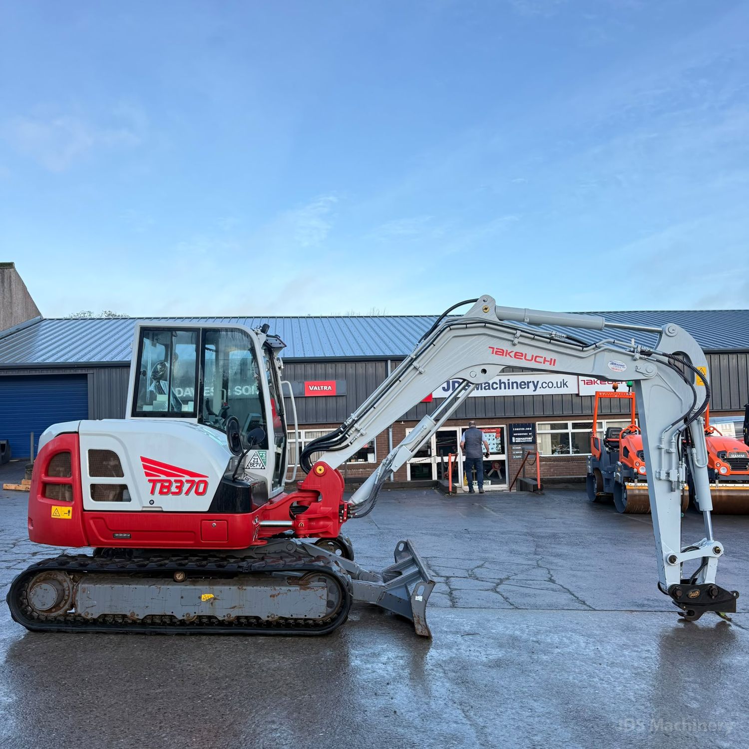 Takeuchi TB370